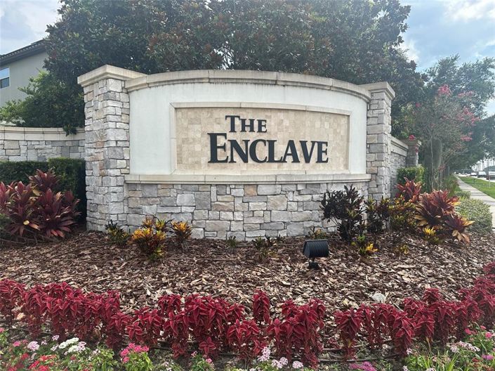 Image No.2-5 Bed Property for sale