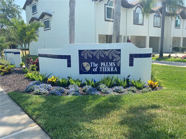 Image No.5-3 Bed Townhouse for sale