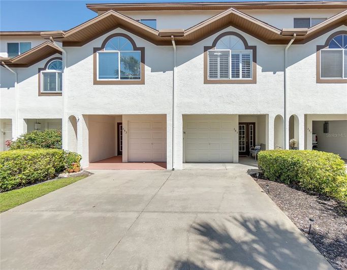 Image No.2-Maison de ville de 3 chambres à vendre à Floride