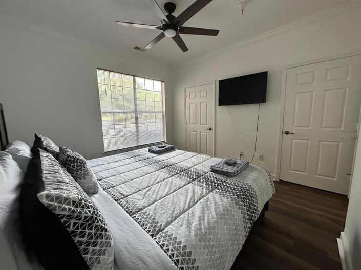 Image No.13-2 Bed Property for sale