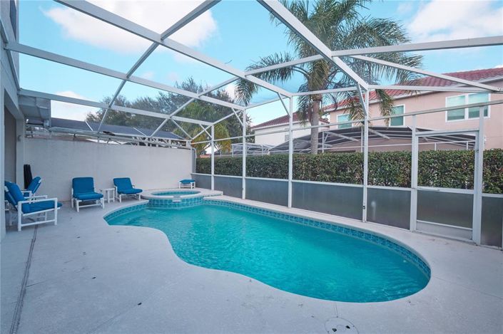 Image No.43-4 Bed Townhouse for sale