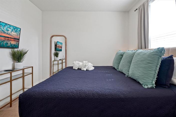 Image No.9-5 Bed Townhouse for sale