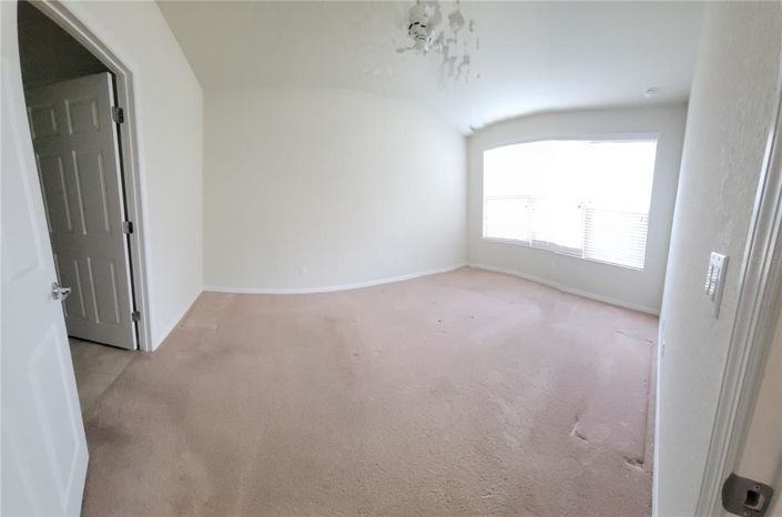 Image No.17-2 Bed Property for sale