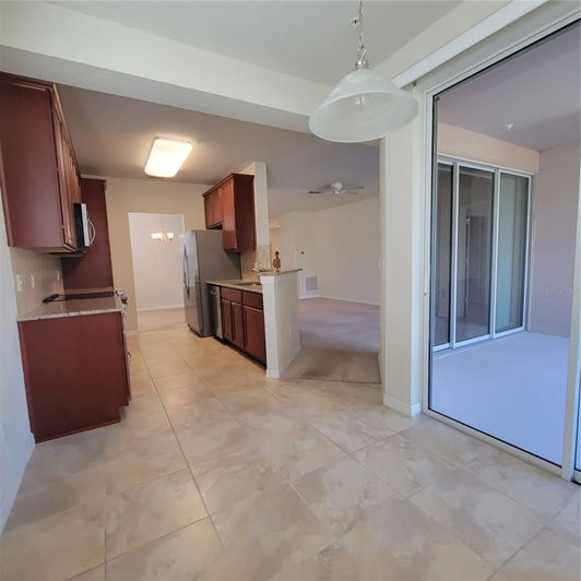 Image No.9-2 Bed Property for sale