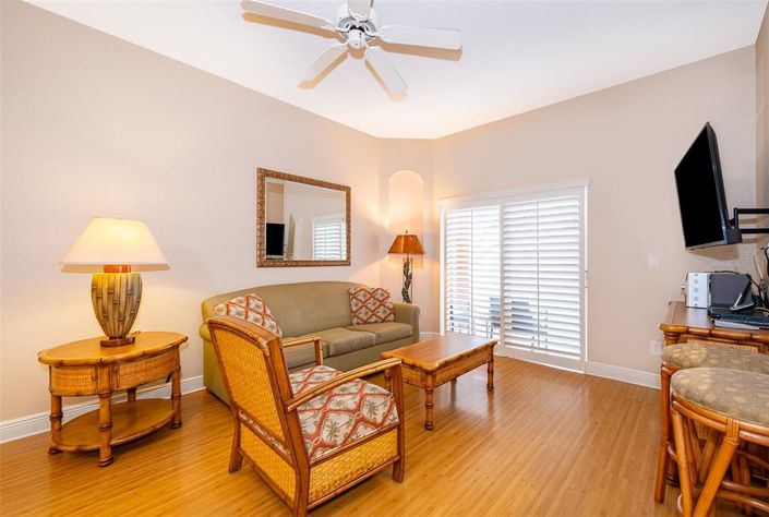 Image No.7-4 Bed Property for sale