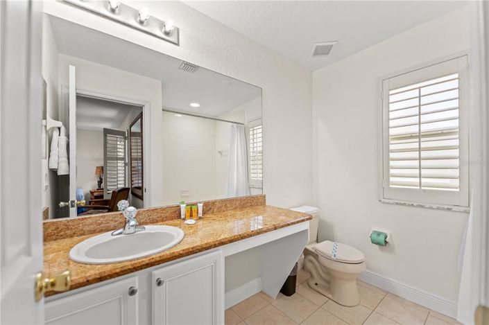 Image No.10-4 Bed Townhouse for sale