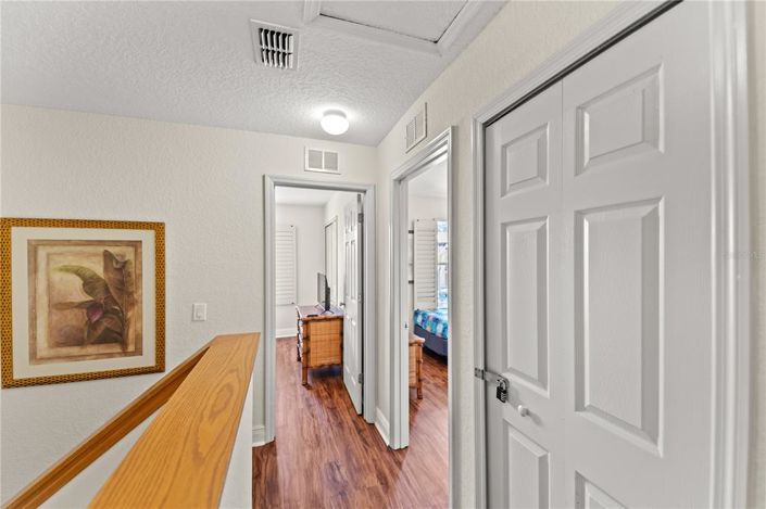 Image No.15-4 Bed Townhouse for sale