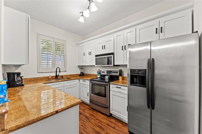 Image No.7-4 Bed Townhouse for sale