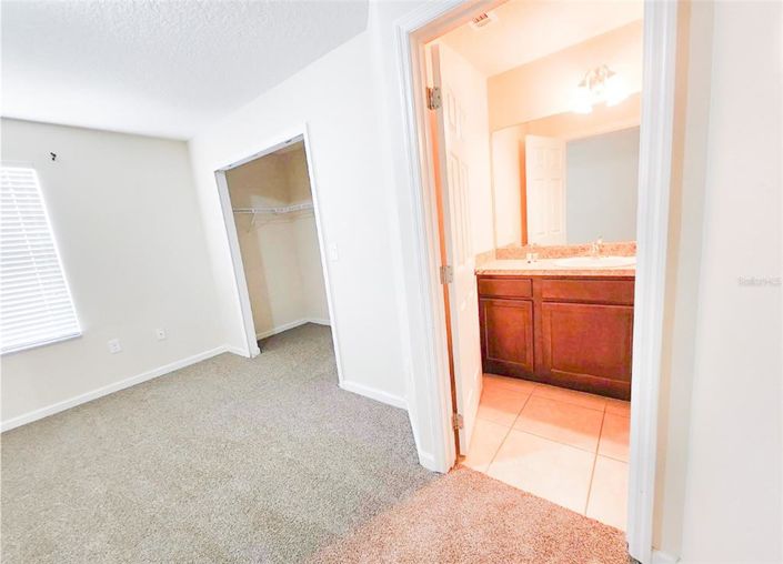 Image No.12-2 Bed Townhouse for sale