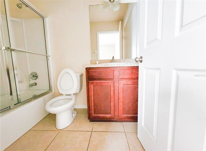 Image No.15-2 Bed Townhouse for sale