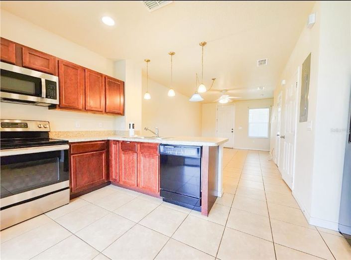 Image No.4-2 Bed Townhouse for sale