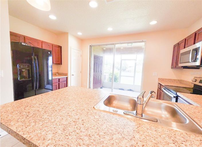 Image No.5-2 Bed Townhouse for sale