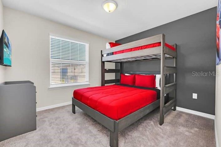 Image No.40-5 Bed Townhouse for sale