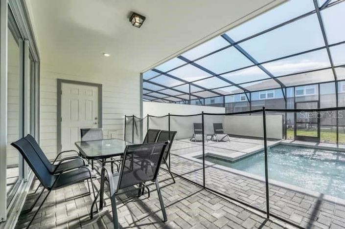 Image No.42-5 Bed Townhouse for sale