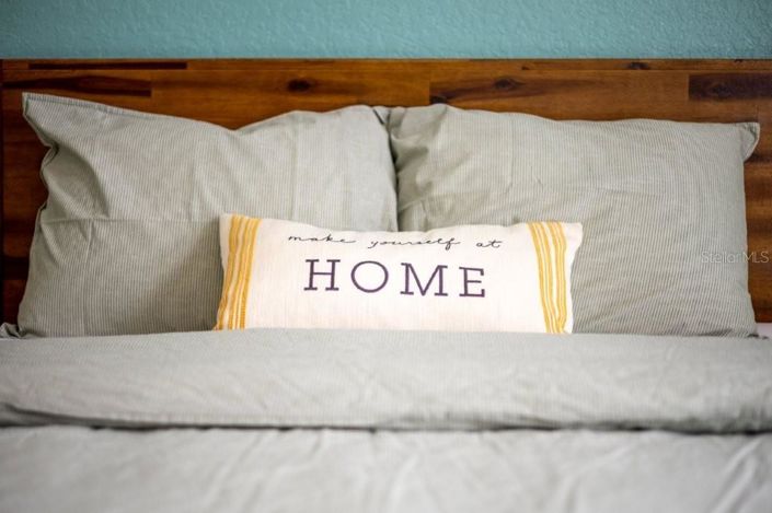 Image No.20-2 Bed Property for sale