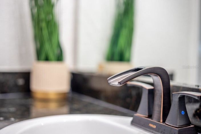 Image No.26-2 Bed Property for sale