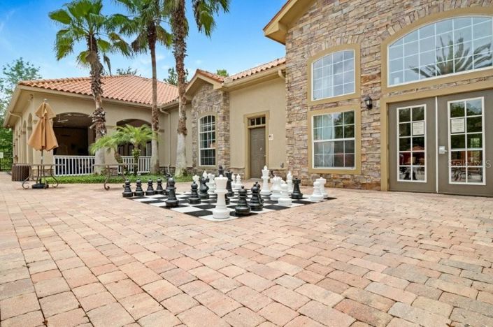 Image No.43-2 Bed Property for sale