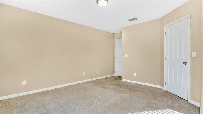 Image No.16-3 Bed Townhouse for sale