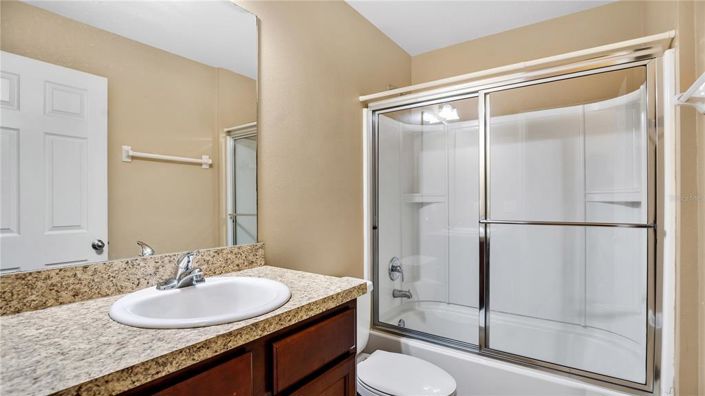 Image No.18-3 Bed Townhouse for sale