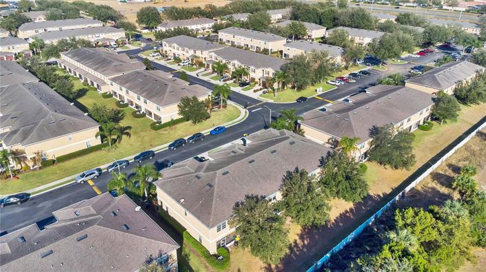 Image No.27-3 Bed Townhouse for sale