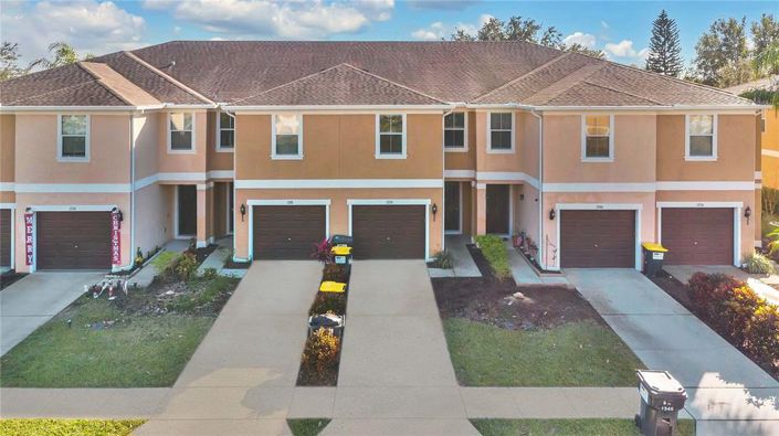 Image No.30-3 Bed Townhouse for sale