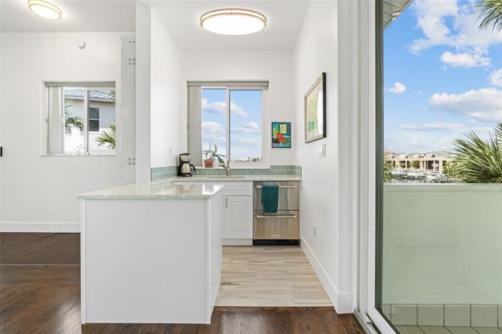 Image No.37-5 Bed Property for sale