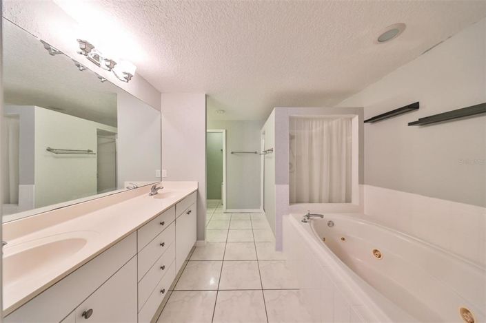 Image No.29-3 Bed Townhouse for sale