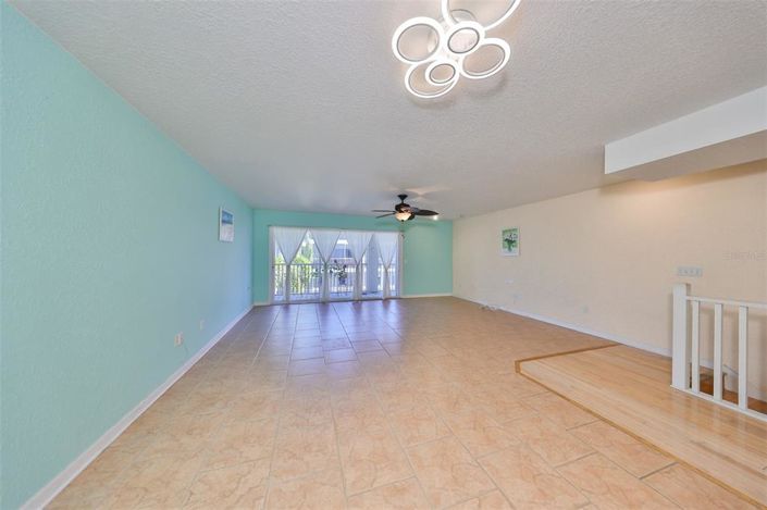 Image No.9-3 Bed Townhouse for sale