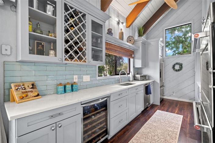 Image No.13-3 Bed Property for sale