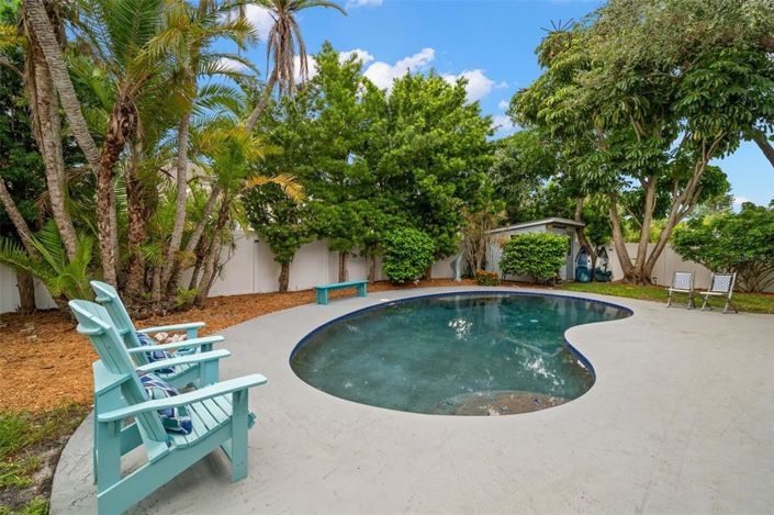 Image No.29-3 Bed Property for sale