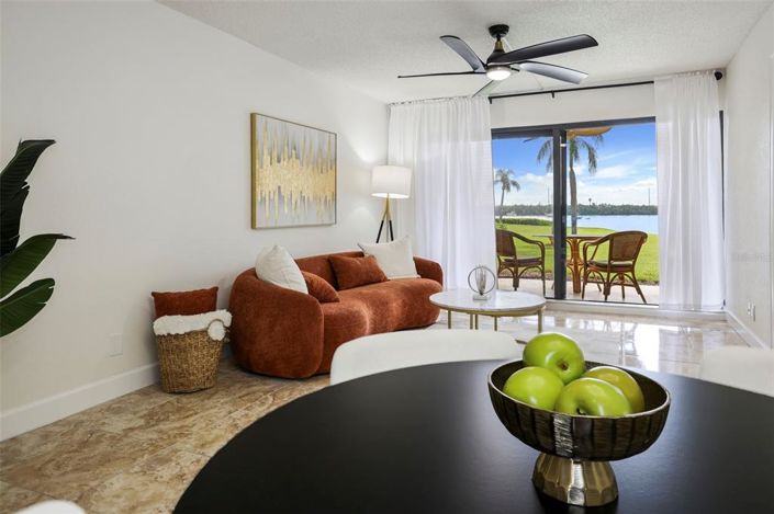 Image No.1-Propriété de 2 chambres à vendre à États-Unis