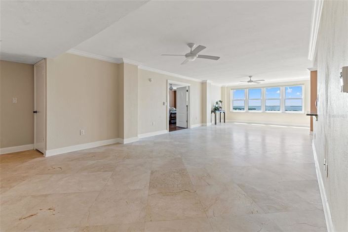 Image No.18-3 Bed Property for sale