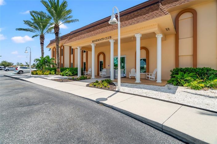 Image No.39-3 Bed Property for sale