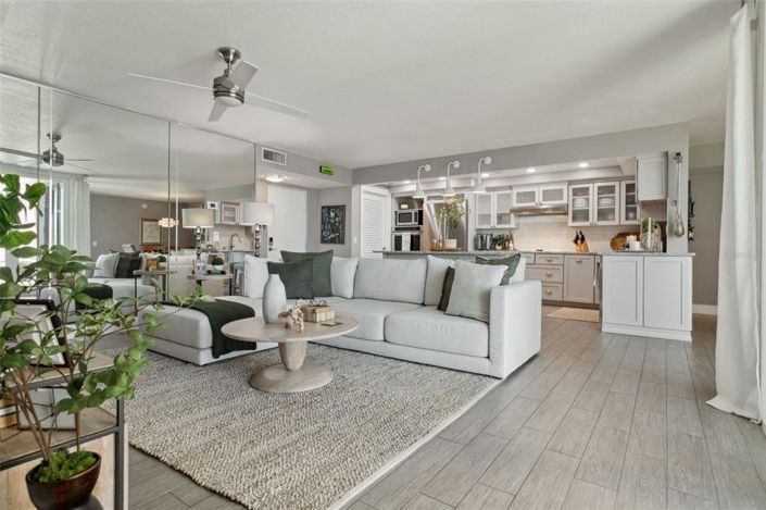 Image No.14-2 Bed Property for sale