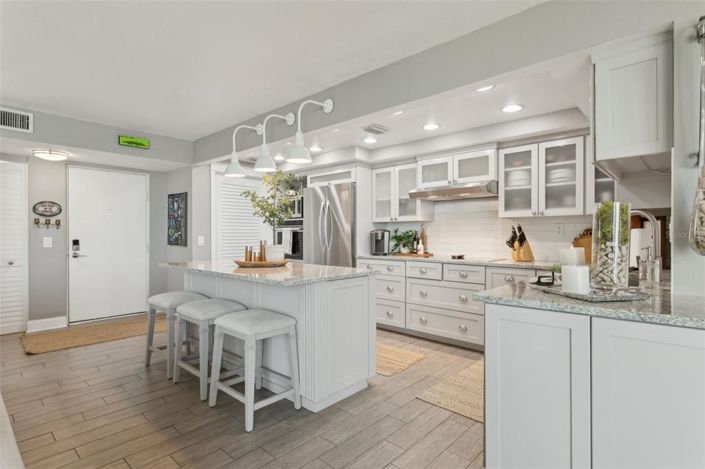 Image No.8-2 Bed Property for sale