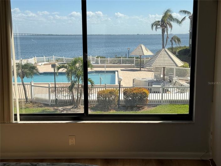 Image No.20-2 Bed Property for sale