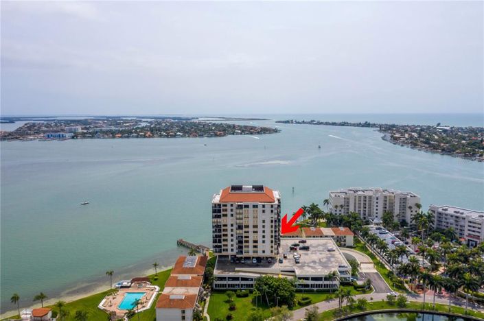 Image No.27-2 Bed Property for sale