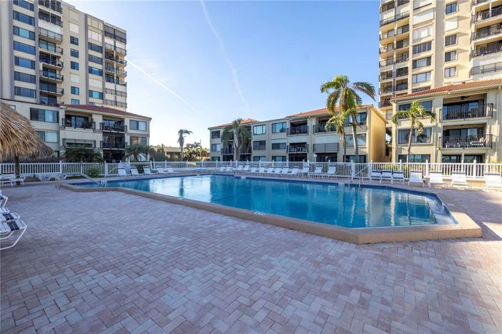 Image No.26-2 Bed Property for sale