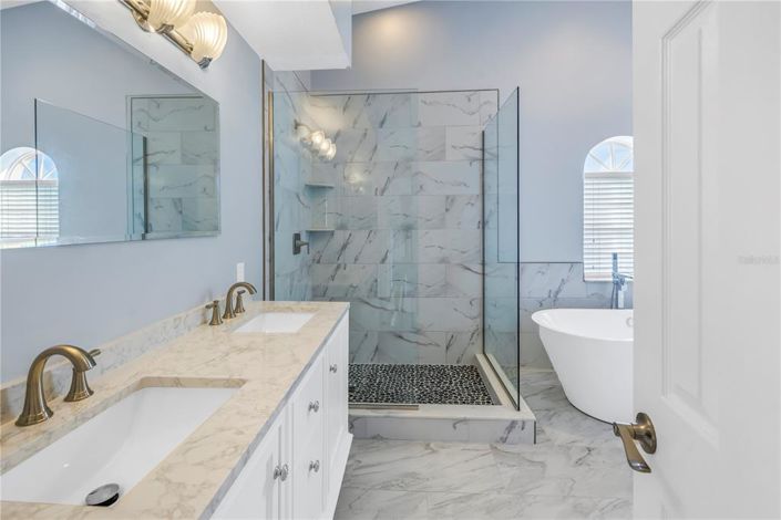 Image No.20-2 Bed Townhouse for sale