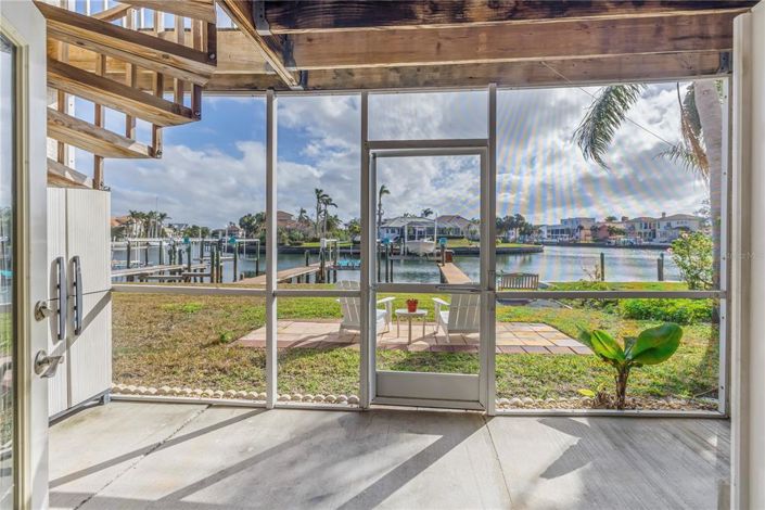 Image No.35-2 Bed Townhouse for sale