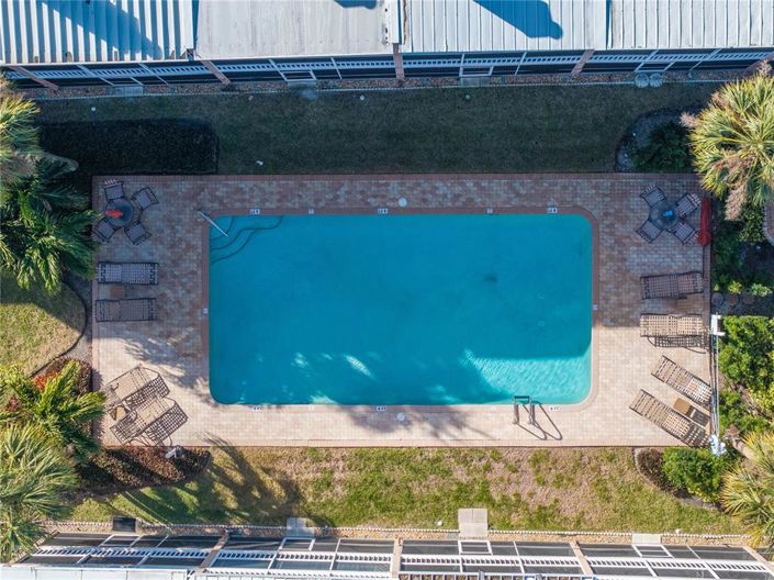 Image No.52-2 Bed Townhouse for sale