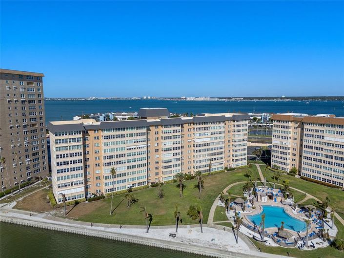 Image No.13-1 Bed Property for sale