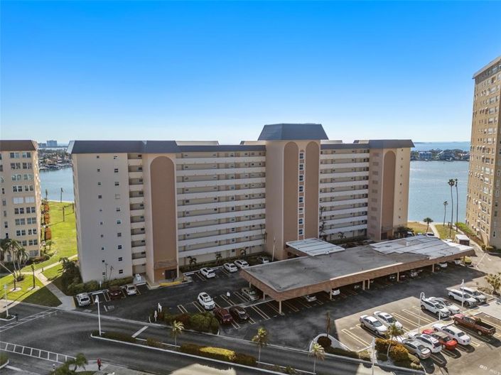 Image No.2-1 Bed Property for sale