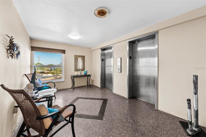 Image No.56-1 Bed Property for sale