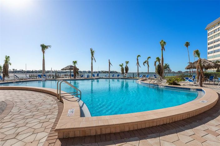 Image No.64-1 Bed Property for sale