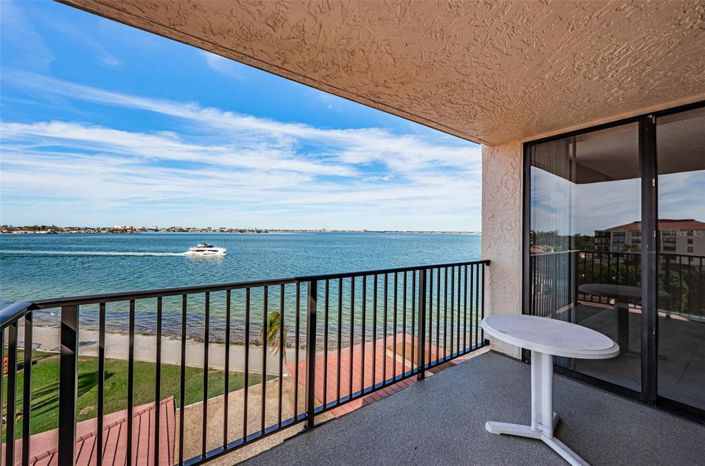 Image No.20-1 Bed Property for sale