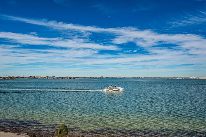 Image No.33-1 Bed Property for sale