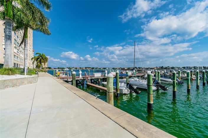 Image No.50-2 Bed Property for sale