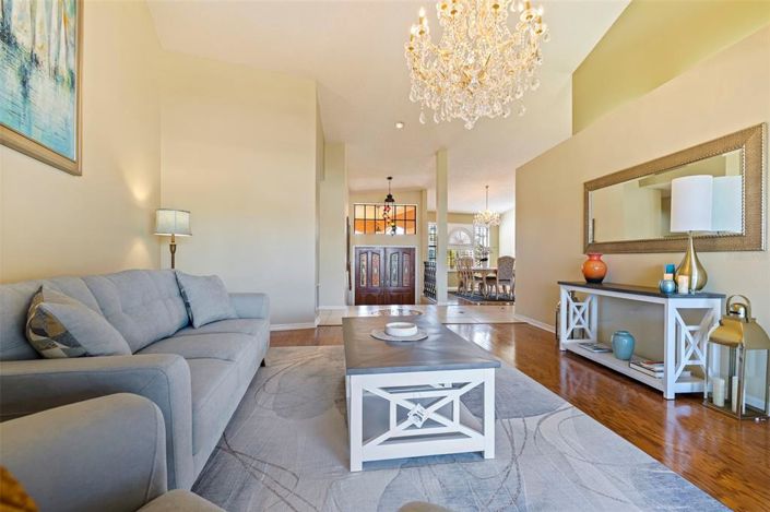 Image No.12-4 Bed Property for sale