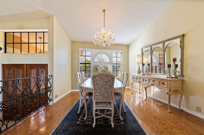 Image No.14-4 Bed Property for sale